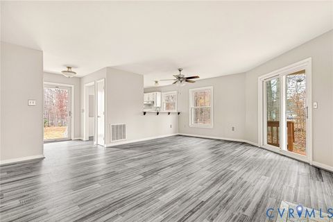 Tiny photo for 319 Lake Caroline Drive, Ruther Glen, VA 22546 (MLS # 2532155)