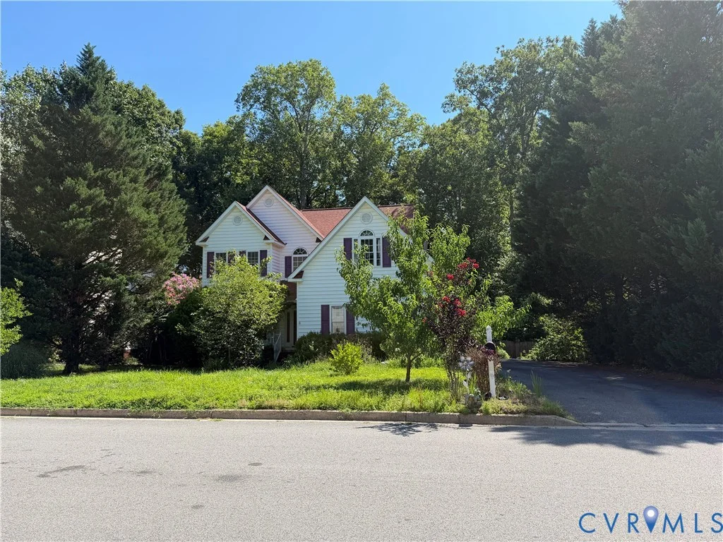 2212 Ridgefield Green Way