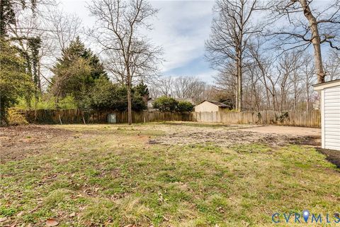 Tiny photo for 1706 Winding Way, North Chesterfield, VA 23235 (MLS # 2605837)