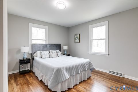 Tiny photo for 1706 Winding Way, North Chesterfield, VA 23235 (MLS # 2605837)