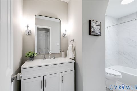 Tiny photo for 1706 Winding Way, North Chesterfield, VA 23235 (MLS # 2605837)