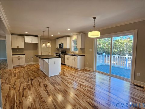 Tiny photo for 121 Sharps Creek Drive, Scottsville, VA 24590 (MLS # 2608697)