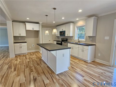 Tiny photo for 121 Sharps Creek Drive, Scottsville, VA 24590 (MLS # 2608697)