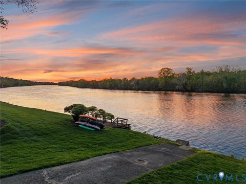 Tiny photo for 10430 Cherokee Road, Richmond, VA 23235 (MLS # 2610064)