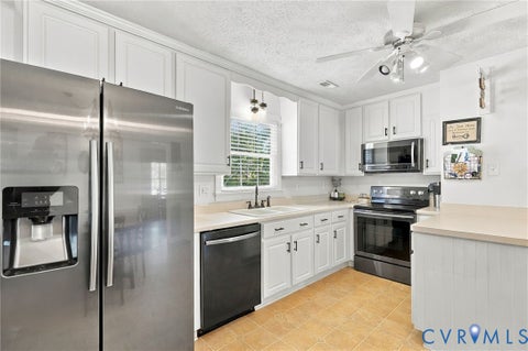 Tiny photo for 4910 N Warriner Road, Charles City, VA 23231 (MLS # 2627860)