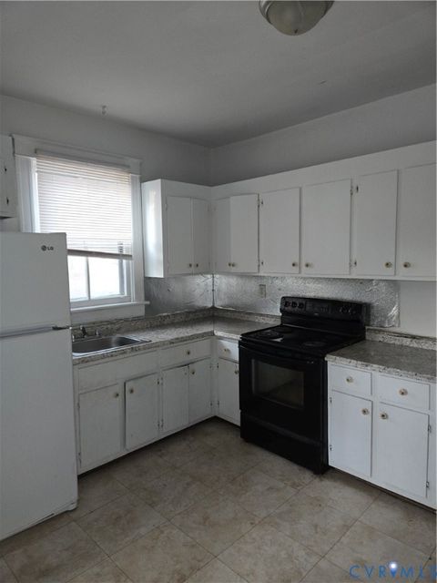 Tiny photo for 5733 Warwick Road, Richmond, VA 23224 (MLS # 2600400)