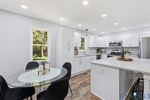 Tiny photo for 310 Stratton Street, Crewe, VA 23930 (MLS # 2528427)