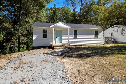 Tiny photo for 310 Stratton Street, Crewe, VA 23930 (MLS # 2528427)