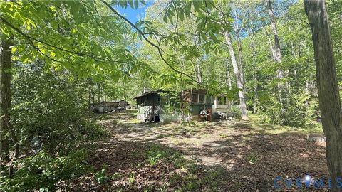 Tiny photo for 4683 Buffalo Road, Buchanan, VA 24066 (MLS # 2612182)