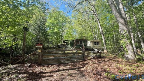 Photo of 4683 Buffalo Road, Buchanan, VA 24066 (MLS # 2612182)