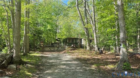 Tiny photo for 4683 Buffalo Road, Buchanan, VA 24066 (MLS # 2612182)
