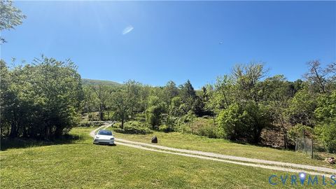 Tiny photo for 26 Compton Lane, Buchanan, VA 24066 (MLS # 2612177)