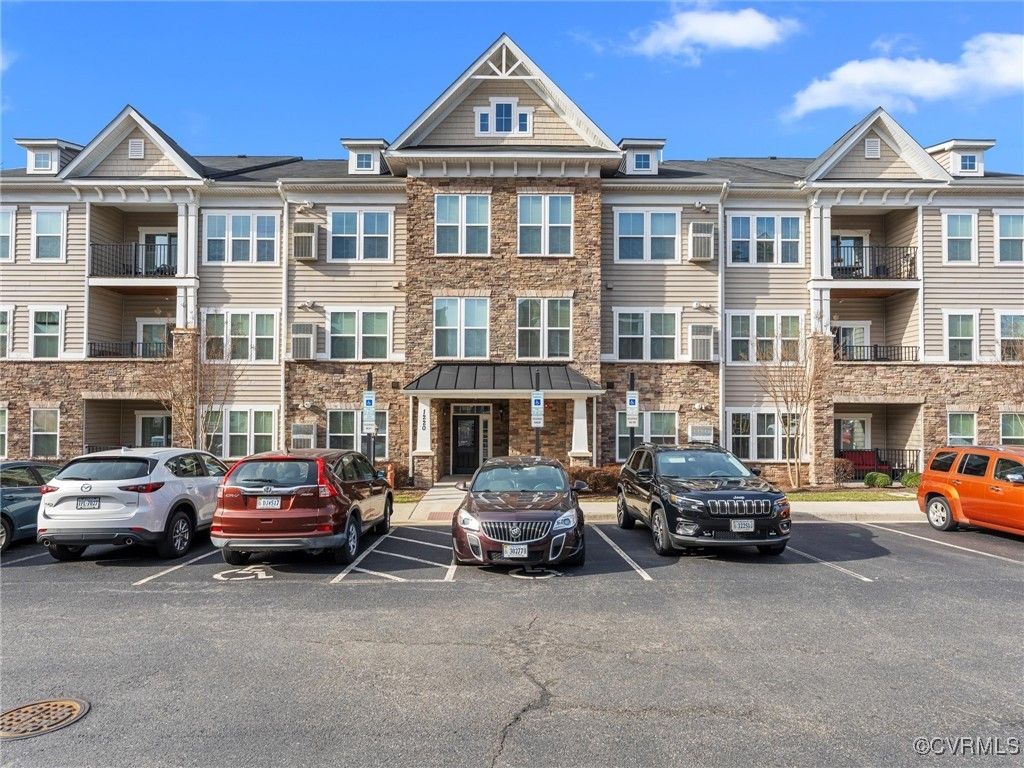 listing image 0