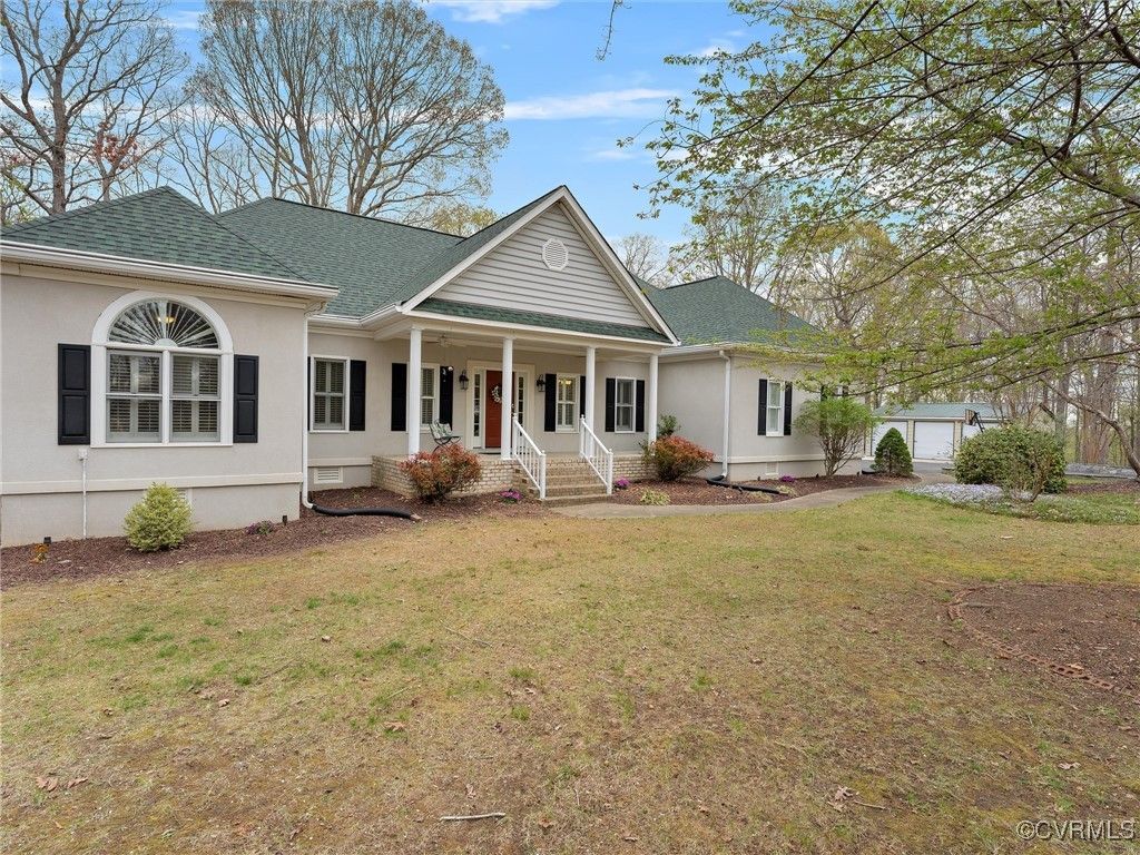 listing image 0
