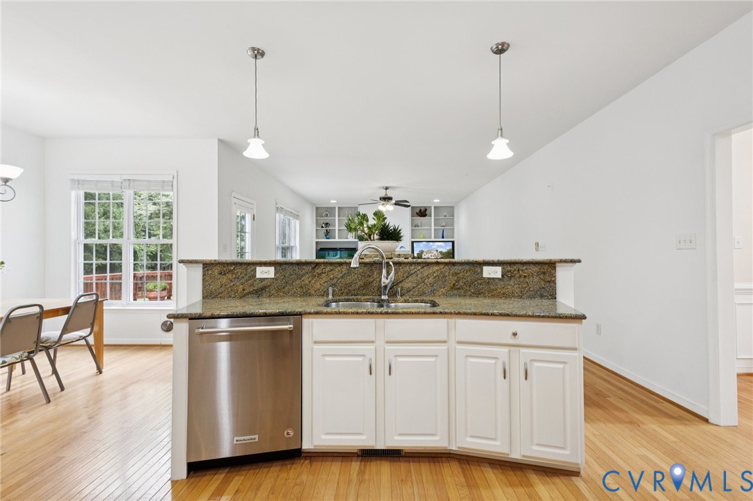 8382 Timberlake Green Drive