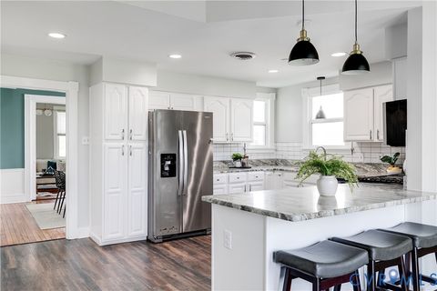 Tiny photo for 815 N 27th Street, Richmond, VA 23223 (MLS # 2608538)