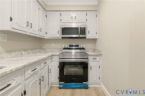 Tiny photo for 814 N 38th Street, Richmond, VA 23223 (MLS # 2529053)