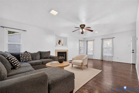 Tiny photo for 7225 Hartsdale Court, Chesterfield, VA 23832 (MLS # 2628026)