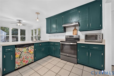 Tiny photo for 7225 Hartsdale Court, Chesterfield, VA 23832 (MLS # 2628026)
