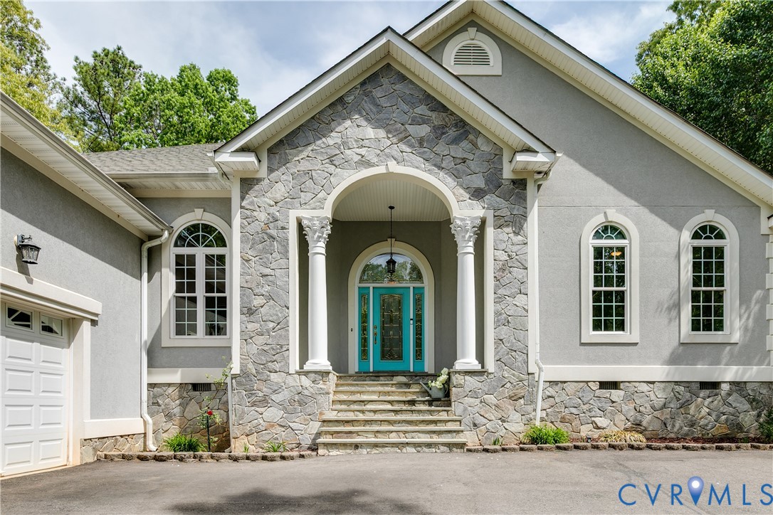 2022 Valley Springs Court