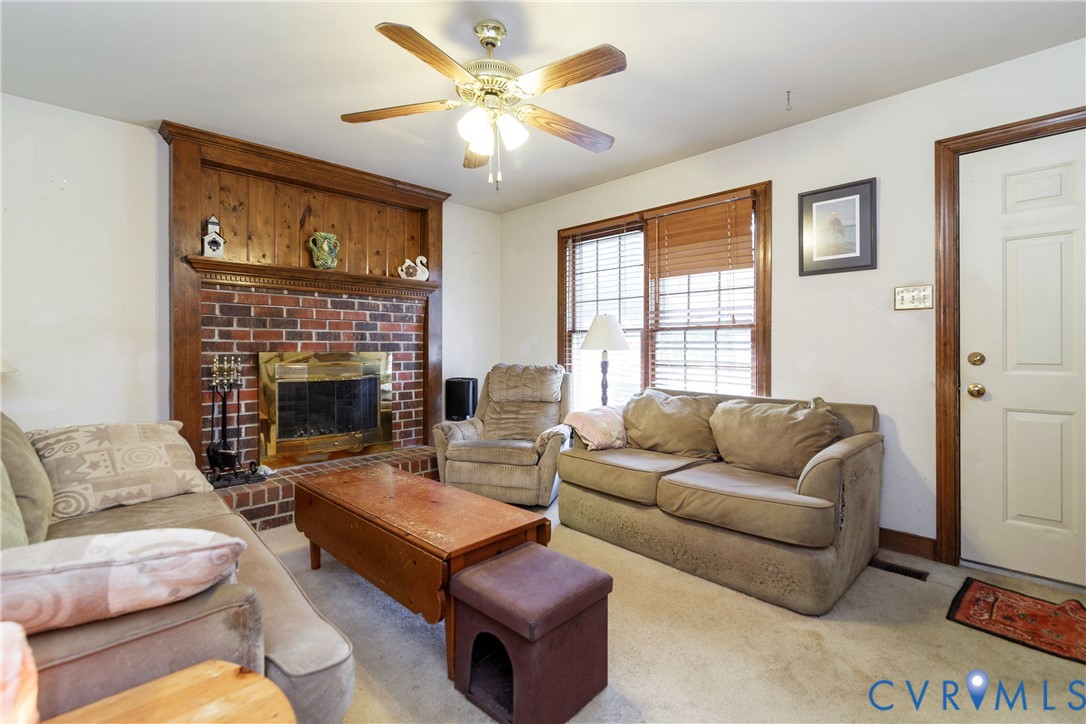 7092 Foxlair Drive