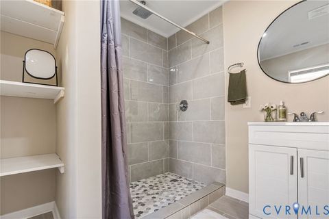 Tiny photo for 617 Court Street, Victoria, VA 23974 (MLS # 2532194)