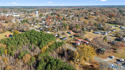 Tiny photo for 617 Court Street, Victoria, VA 23974 (MLS # 2532194)