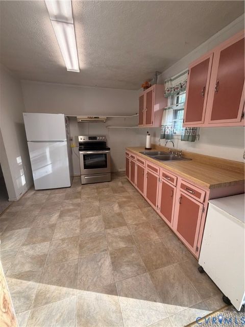 Tiny photo for 1313 Poplar Lawn Road, Blackstone, VA 23824 (MLS # 2608813)