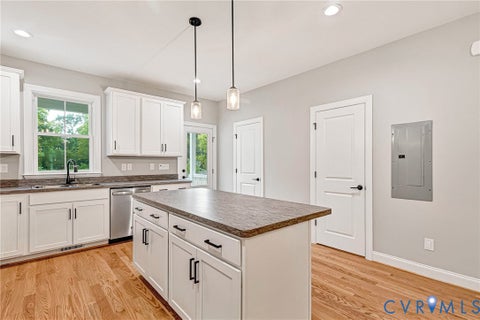 Tiny photo for 308 E 33rd Street, Richmond, VA 23224 (MLS # 2624474)