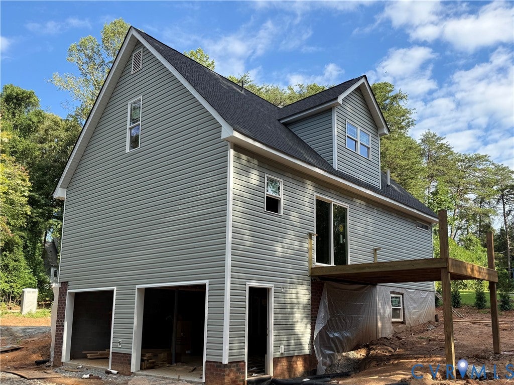 1661 Lakeside Drive