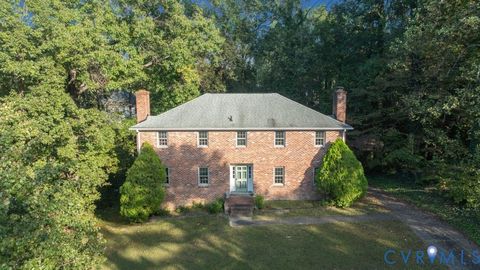 Photo of 12805 Gloria Court, Chester, VA 23831 (MLS # 2528322)