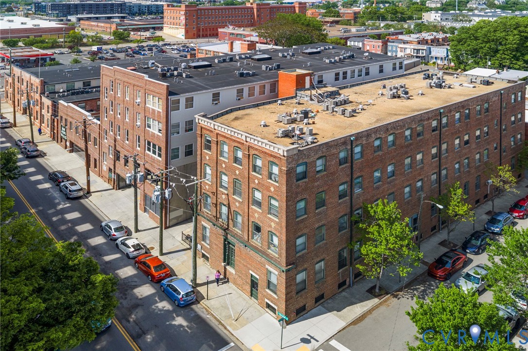 1414 W Marshall Street U301