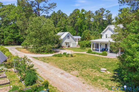 Tiny photo for 9562 Graves RD, South Chesterfield, VA 23803 (MLS # 2612555)