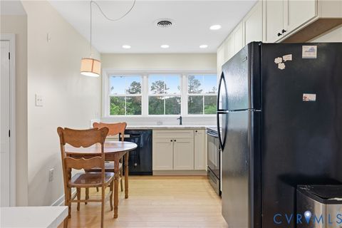 Tiny photo for 9562 Graves RD, South Chesterfield, VA 23803 (MLS # 2612555)