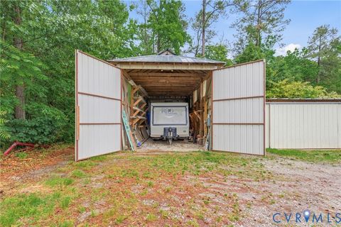 Tiny photo for 9562 Graves RD, South Chesterfield, VA 23803 (MLS # 2612555)