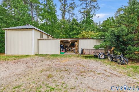 Tiny photo for 9562 Graves RD, South Chesterfield, VA 23803 (MLS # 2612555)