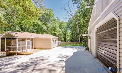 Tiny photo for 16110 Rowlett Road, Chesterfield, VA 23838 (MLS # 2619112)