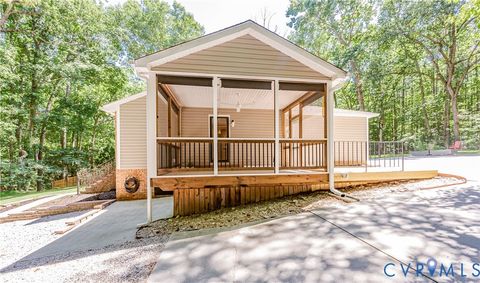 Tiny photo for 16110 Rowlett Road, Chesterfield, VA 23838 (MLS # 2619112)