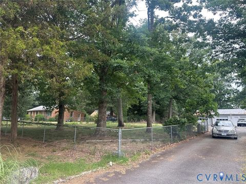Tiny photo for 9808 Reams Road, North Chesterfield, VA 23236 (MLS # 2620312)