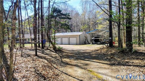 Photo of 9514 Squirrel Level Road, Petersburg, VA 23803 (MLS # 2606836)