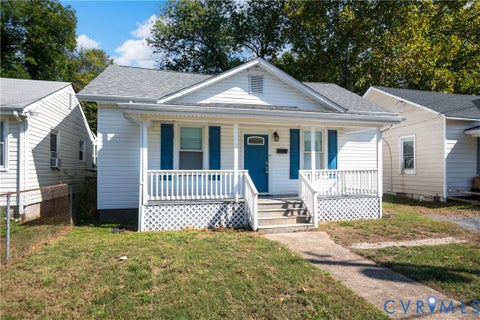Tiny photo for 113 Spring Street, Petersburg, VA 23803 (MLS # 2628182)