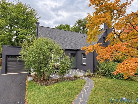 Photo of 518 Central Terrace, Hopewell, VA 23860 (MLS # 2626256)