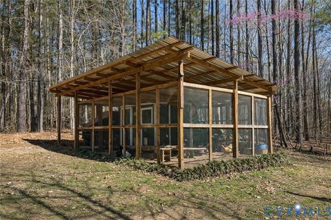 Tiny photo for 615 Sandie Point Dr Dr, Clarksville, VA 23927 (MLS # 2607026)