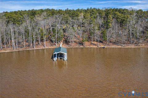 Tiny photo for 615 Sandie Point Dr Dr, Clarksville, VA 23927 (MLS # 2607026)