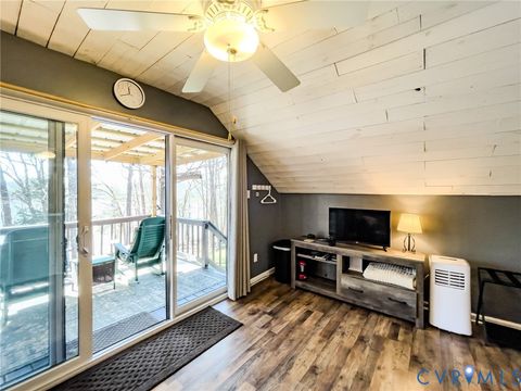 Tiny photo for 615 Sandie Point Dr Dr, Clarksville, VA 23927 (MLS # 2607026)