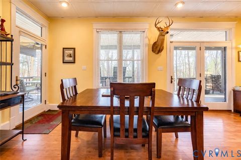 Tiny photo for 615 Sandie Point Dr Dr, Clarksville, VA 23927 (MLS # 2607026)