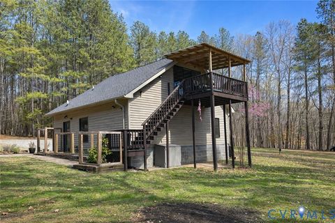Tiny photo for 615 Sandie Point Dr Dr, Clarksville, VA 23927 (MLS # 2607026)