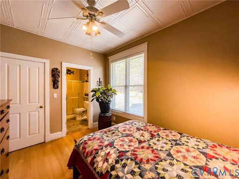 Tiny photo for 615 Sandie Point Dr Dr, Clarksville, VA 23927 (MLS # 2607026)