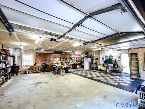 Tiny photo for 615 Sandie Point Dr Dr, Clarksville, VA 23927 (MLS # 2607026)