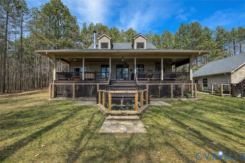 Tiny photo for 615 Sandie Point Dr Dr, Clarksville, VA 23927 (MLS # 2607026)